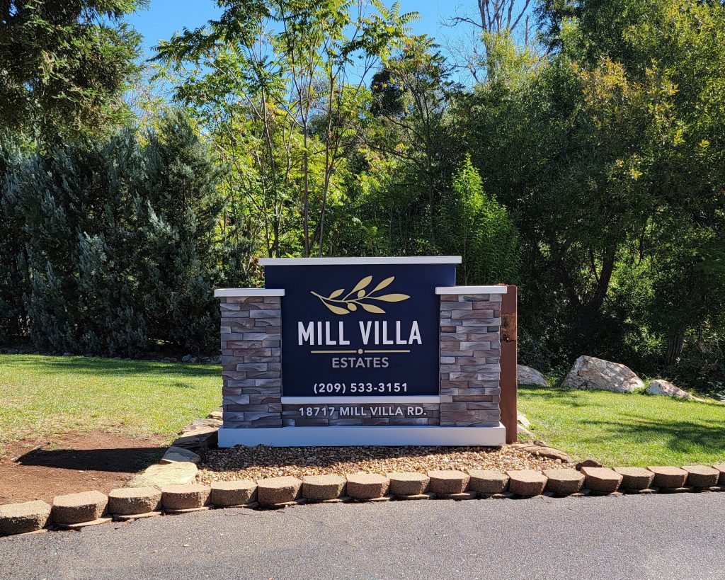 New Mill Villa Estates Sign